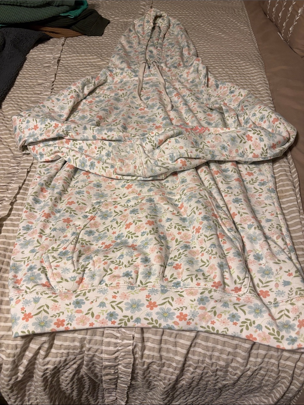 Floral Hooded Pullover Sweatshirt - Pastel Multi